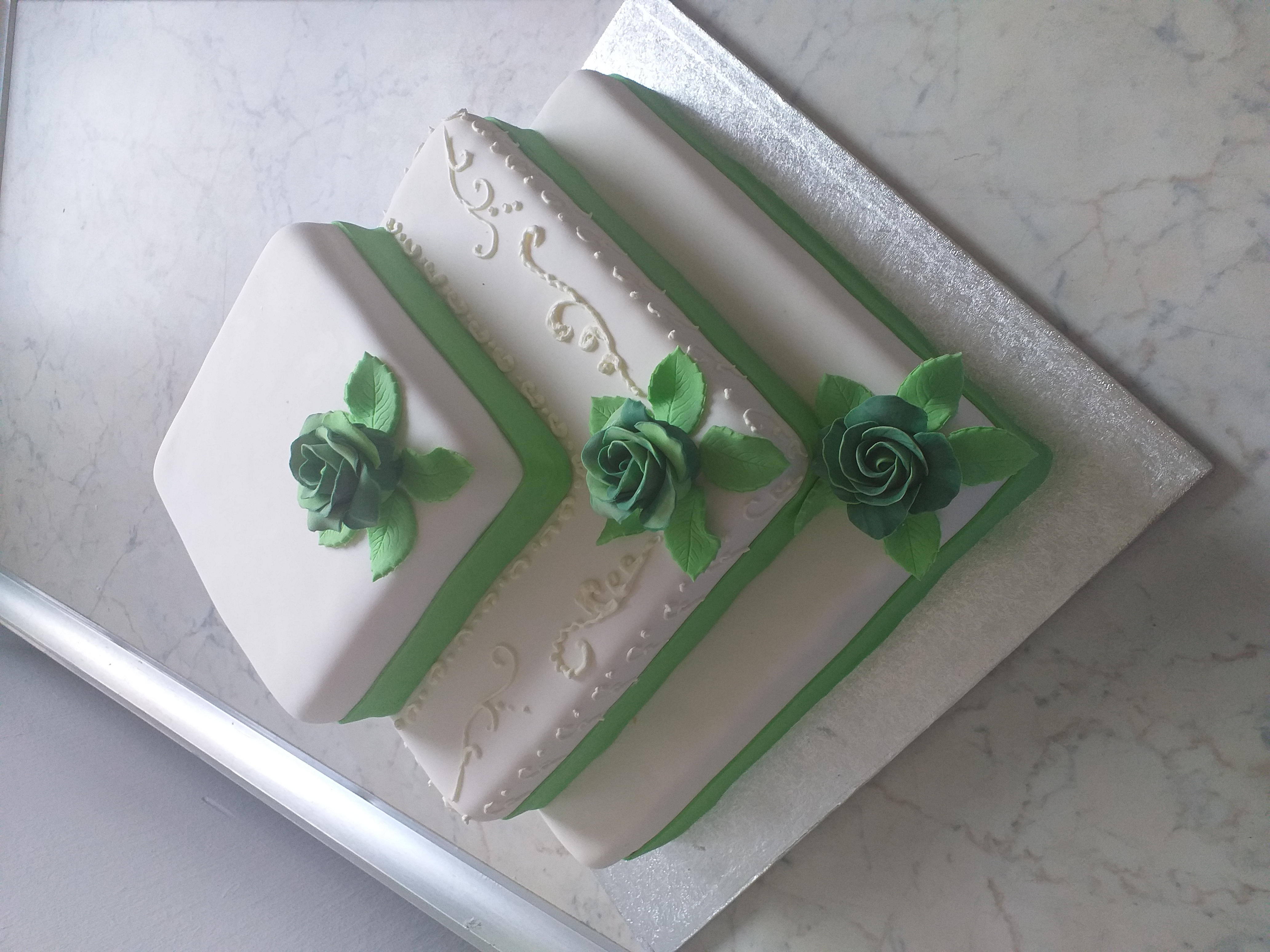 Svatební dort zelená růže 2